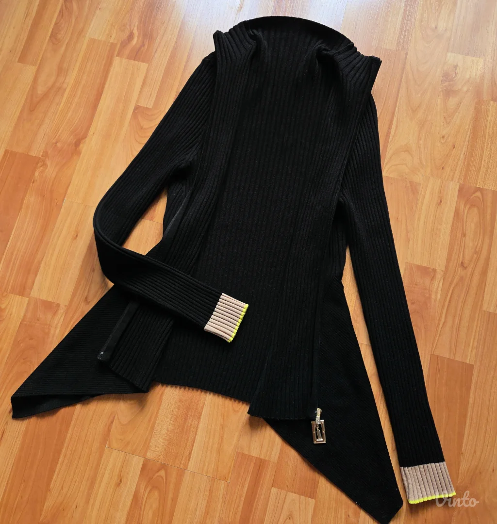 Wolford originalni džemperić od mekane merino vune