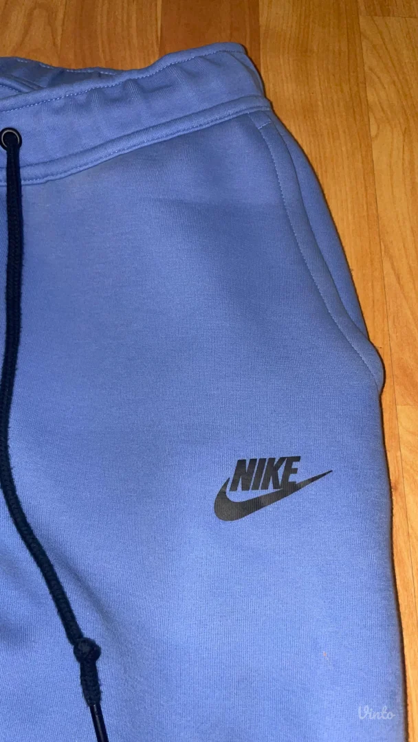 Nike Tech Fleece