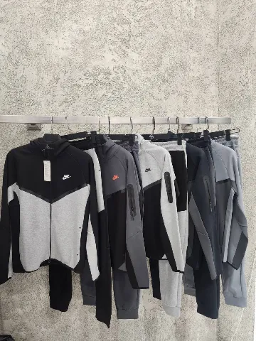 Nike tech fleece