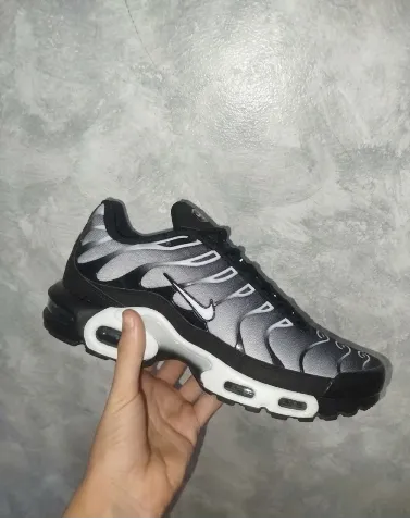 Nike Tn Patike i drugi modeli Original