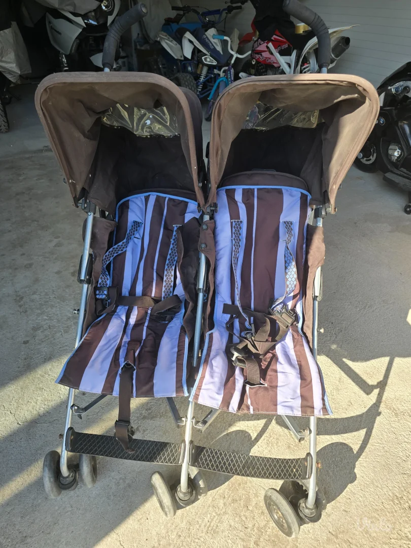 Poklanjam dupla kolica za blizance / dvoje dece