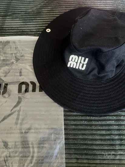 MiuMiu (kaubojski) šešir