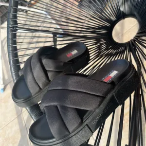 Tommy hilfiger papuce 38