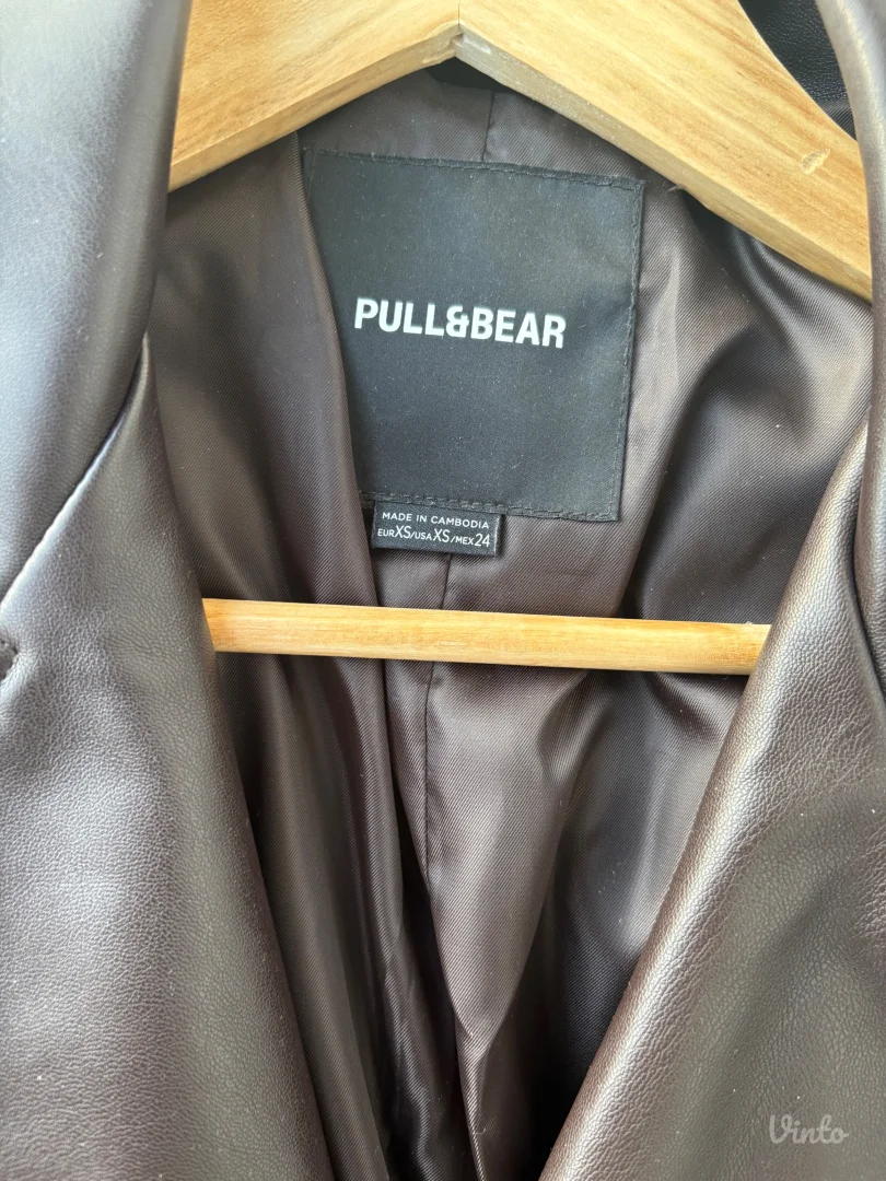 Pull&Bear braon mantil od veštačke kože