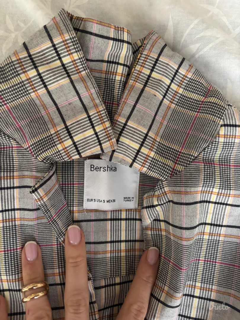 BERSHKA Croptop Košuljica