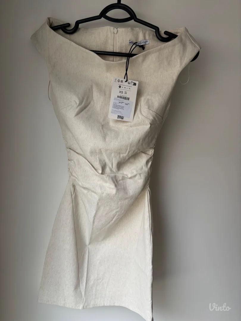 Nova BERSHKA haljina sa etiketom