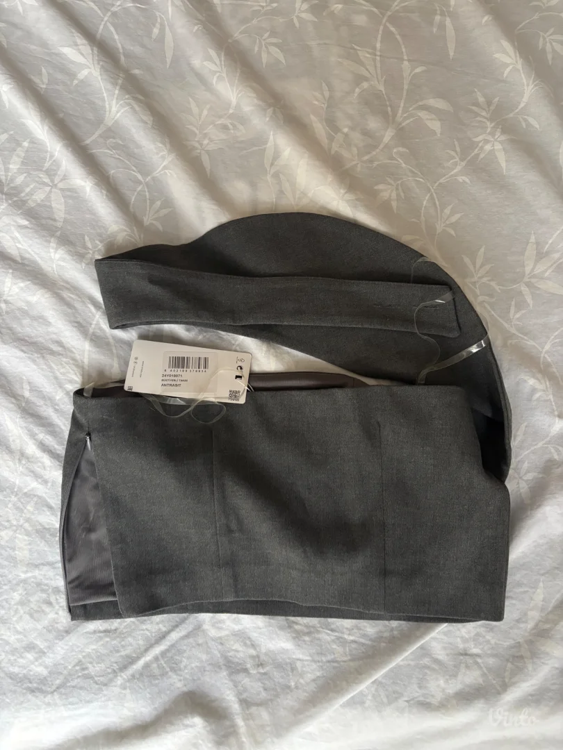 Prestiž nov komplet sa etiketom