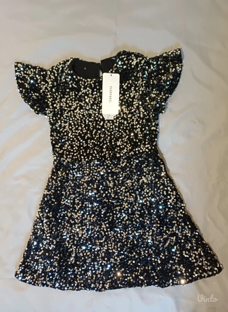 Haljinica za devojčicu 6/7 godina (NOVO)