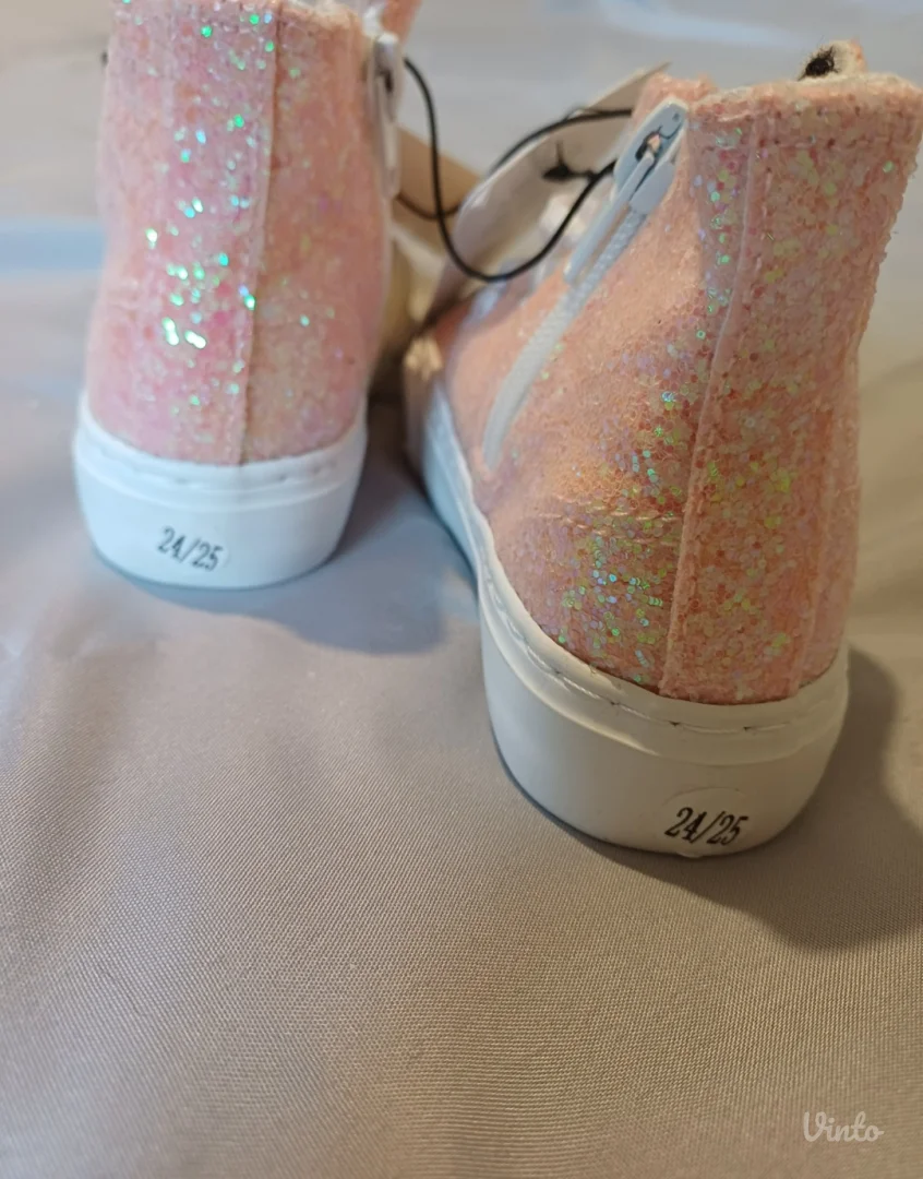 Patike za devojčicu 24/25 (NOVO)