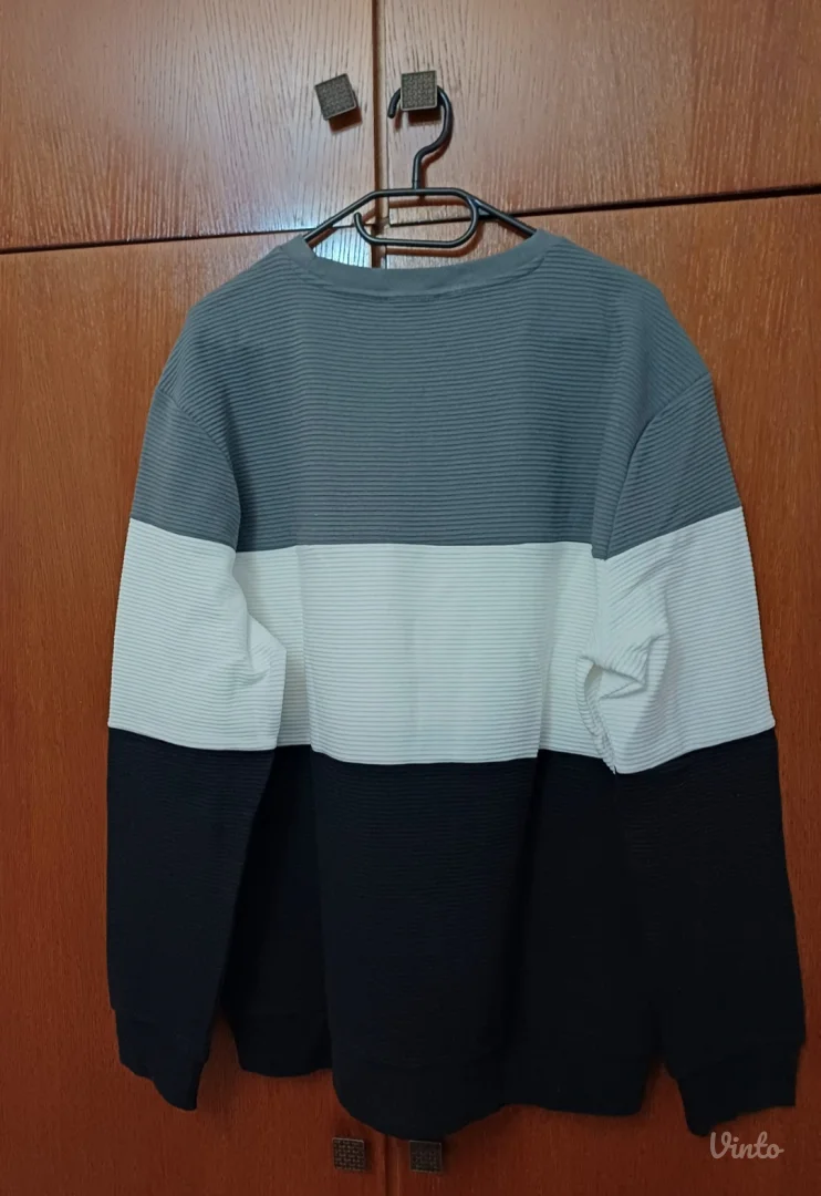 LC Waikiki muški džemper L (NOVO)