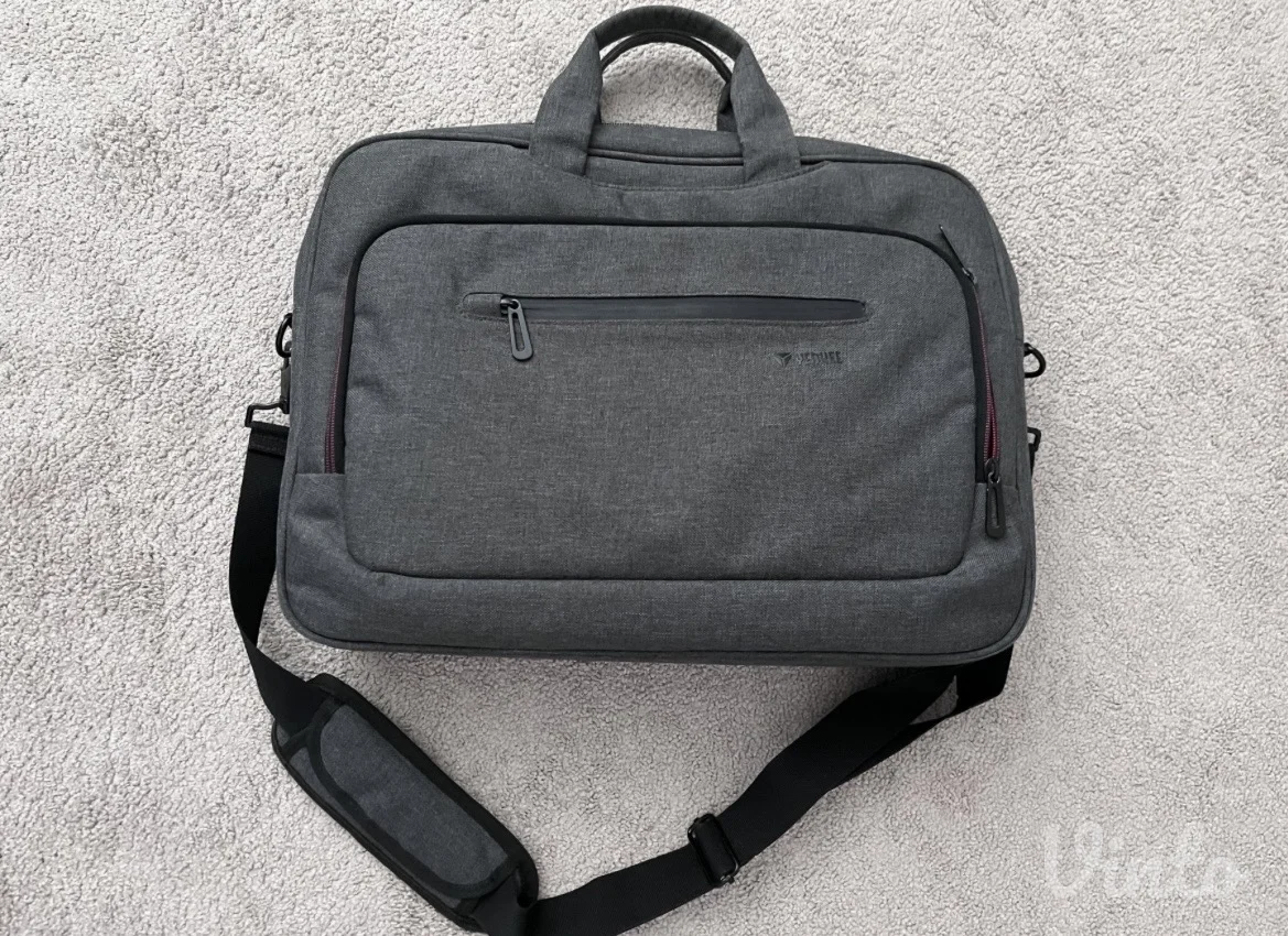 Torba za laptop 15,6”- kao nova