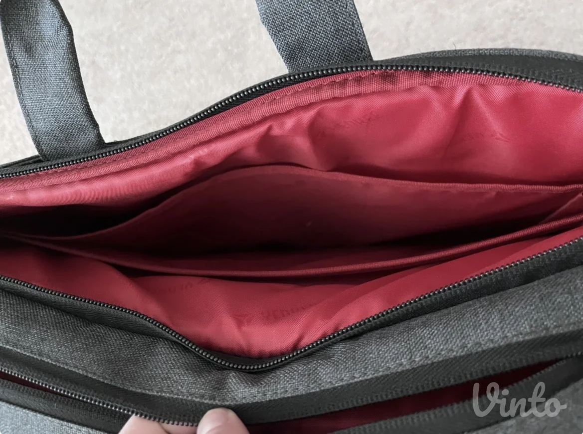 Torba za laptop 15,6”- kao nova