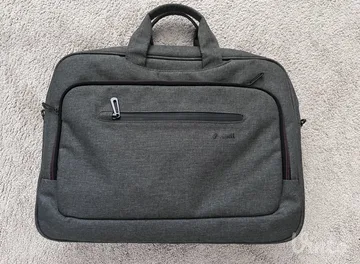 Torba za laptop 15,6”- kao nova