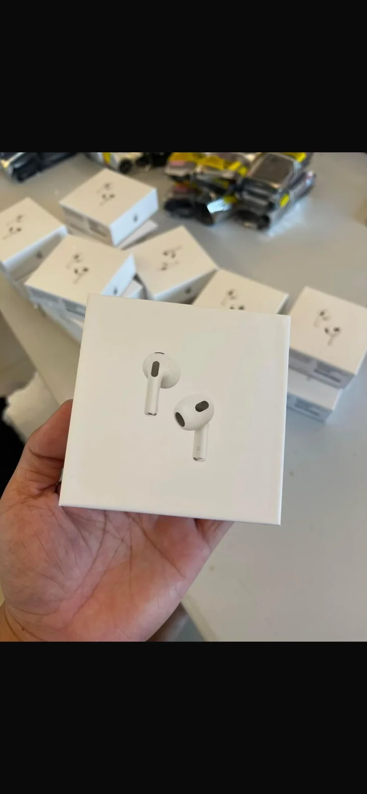 Air Pods slusalice!