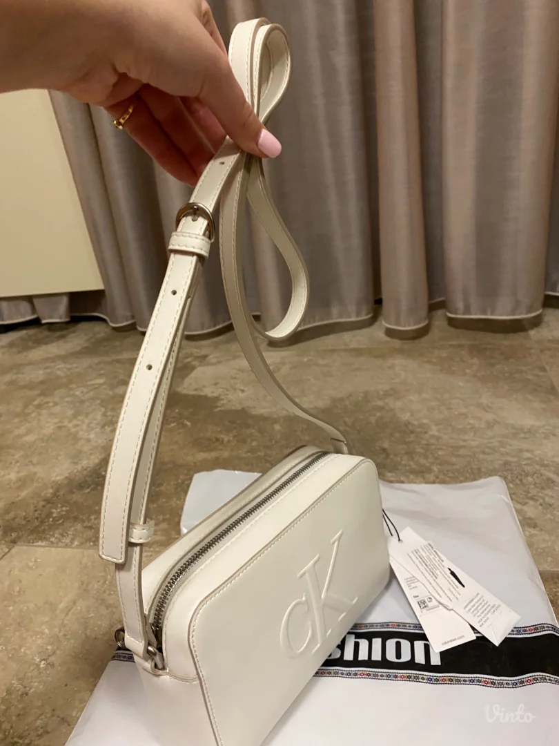 Nova Calvin Klein torbica