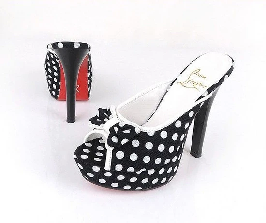 Polka dots štikle