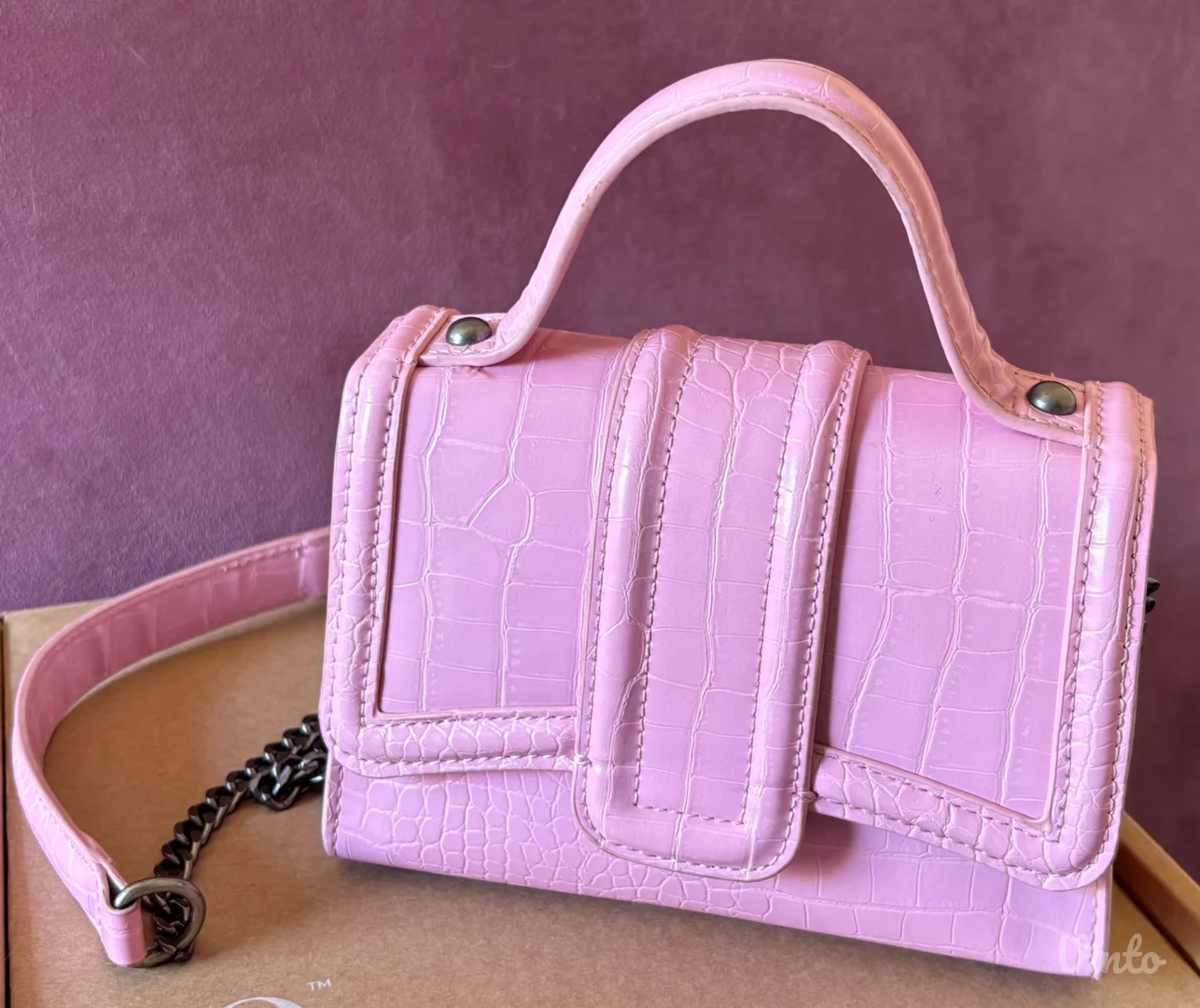 Zara roze torbica