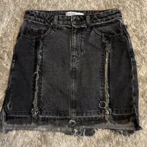 Zara mini teksas suknja