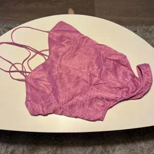 Zara satenski bodi