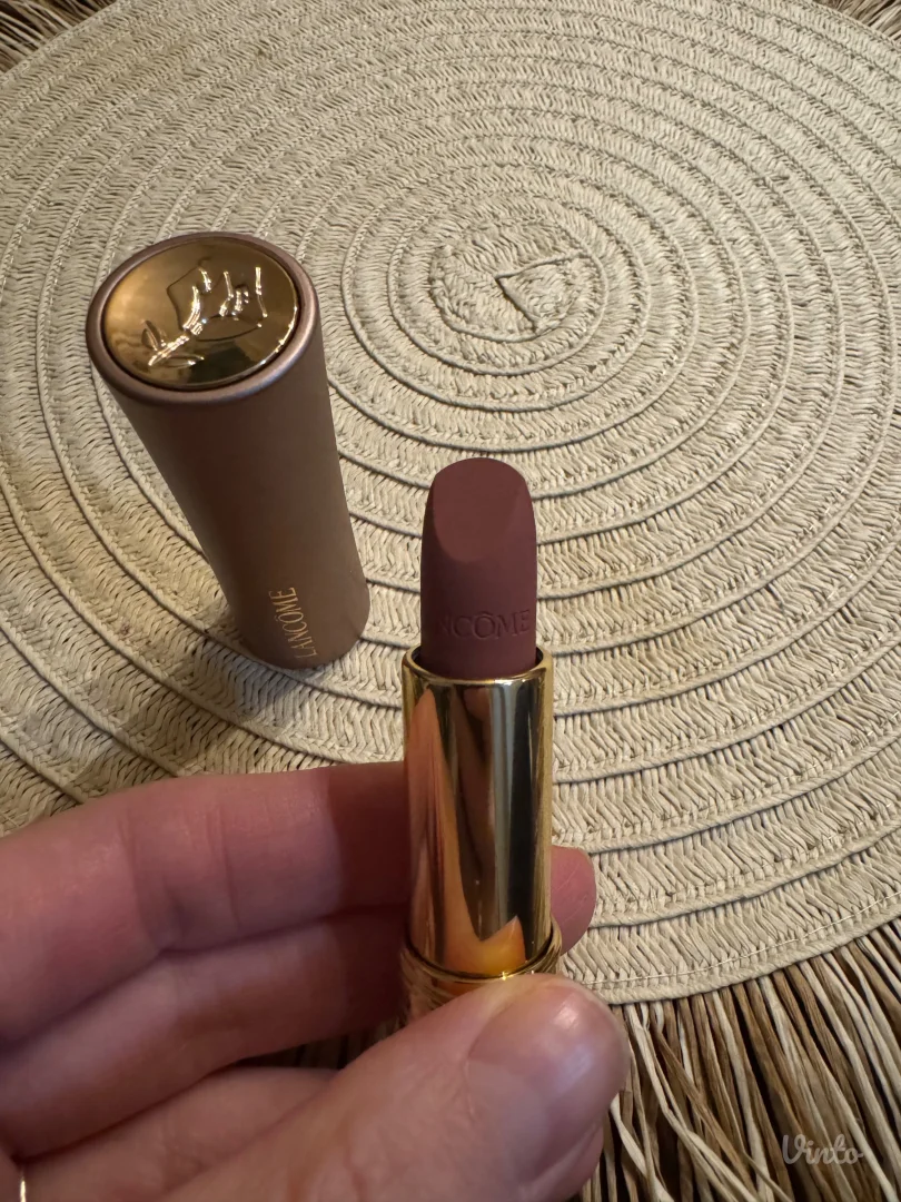 Lancome mat karmin, novo