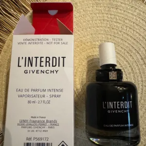 Givenchy L’interdit edp intense, novo