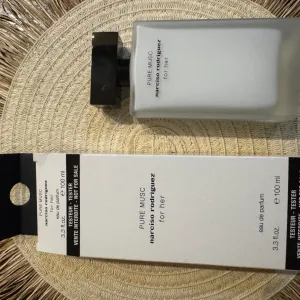 Narciso Rodrigez Pure Musc