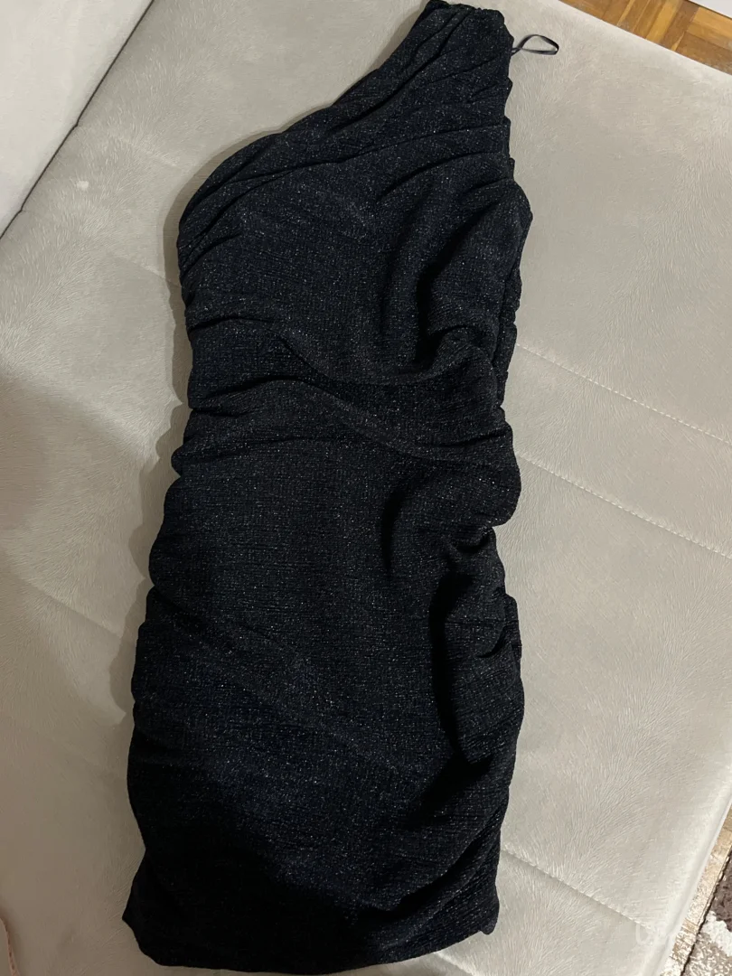 H&M - Crna kratka haljina