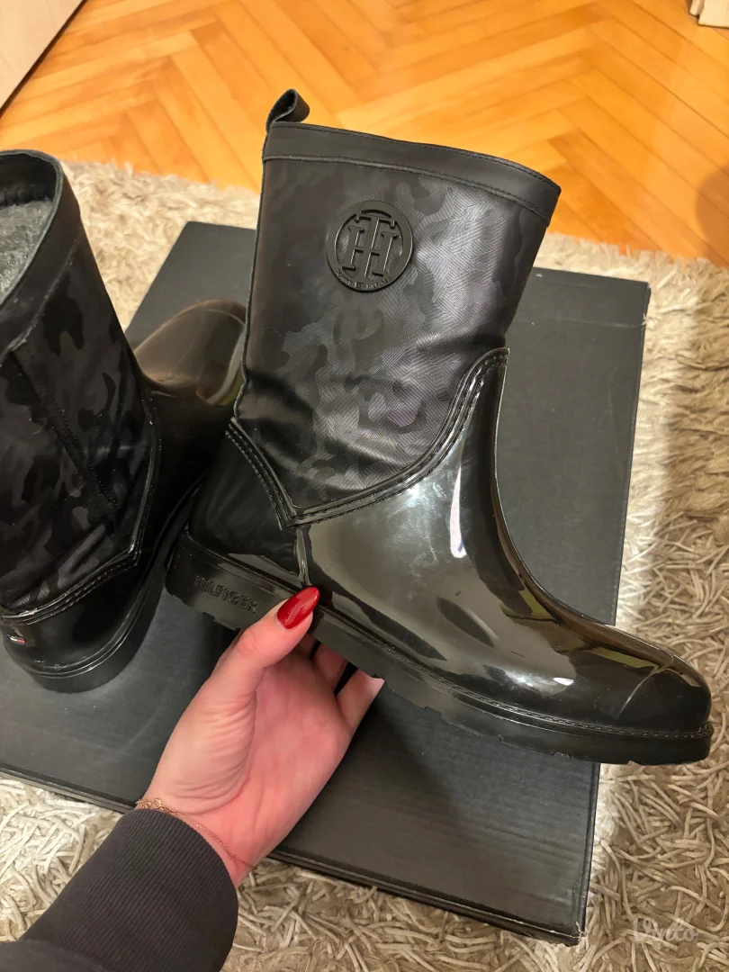 Tommy Hilfiger gumene zimske cizmice