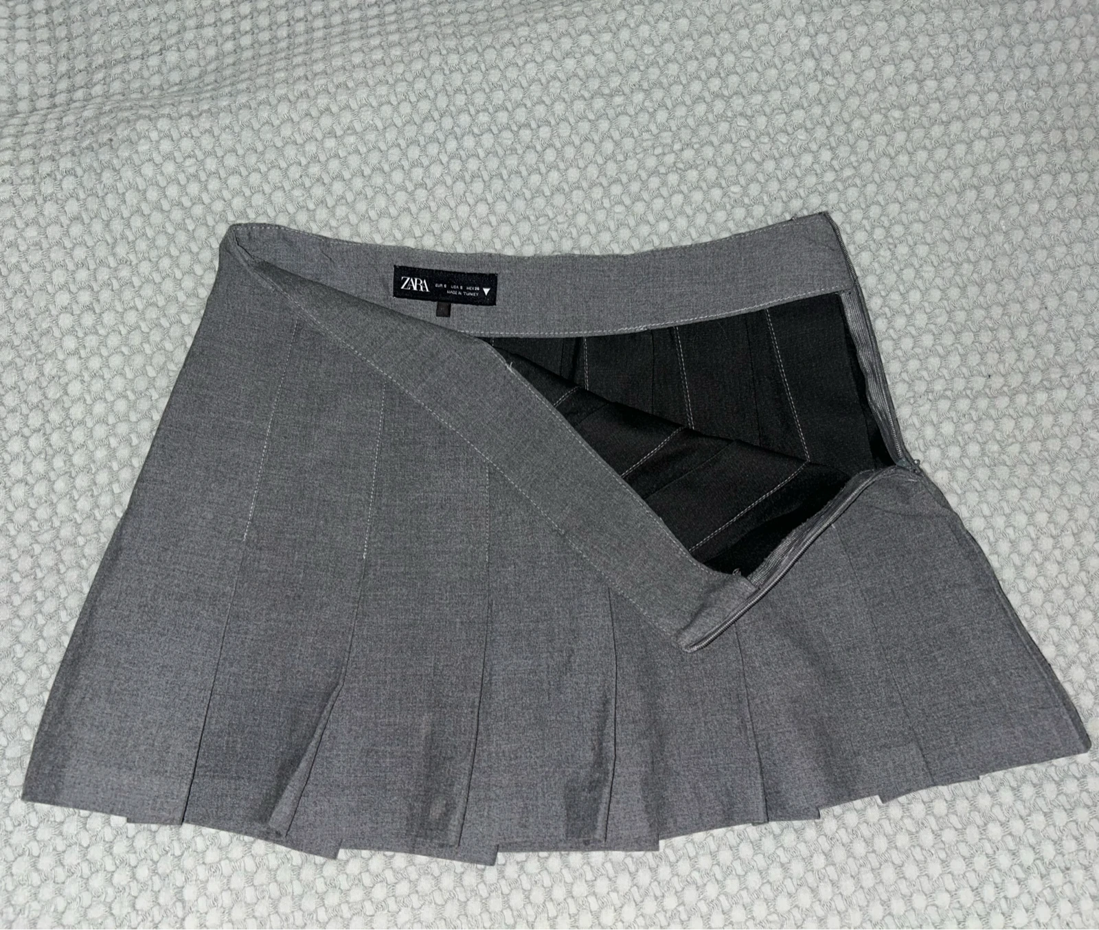 Zara mini suknja