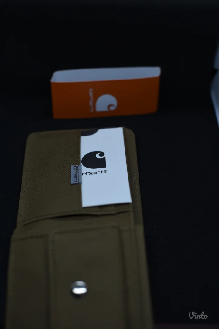 Carhartt Novcanik