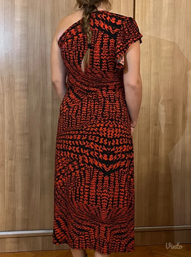 Haljna na jedno rame - NOVO!