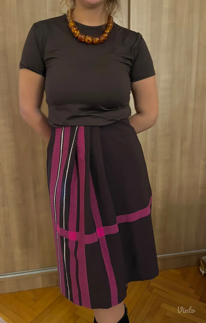 Suknja sa faltama - NOVO!