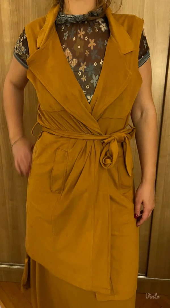 Prsluk od prevrnute kože