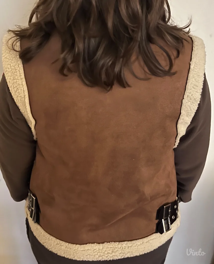 Prsluk od prevrnute kože