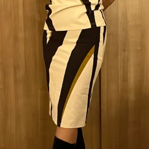 Trikotažni komplet, suknja i bluza - NOVO!