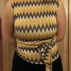 Letnji top na preklop