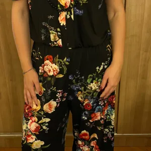 Cvetni kombinezon - nošeno