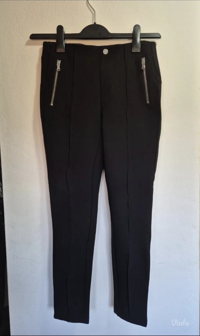 Zara pantalone M