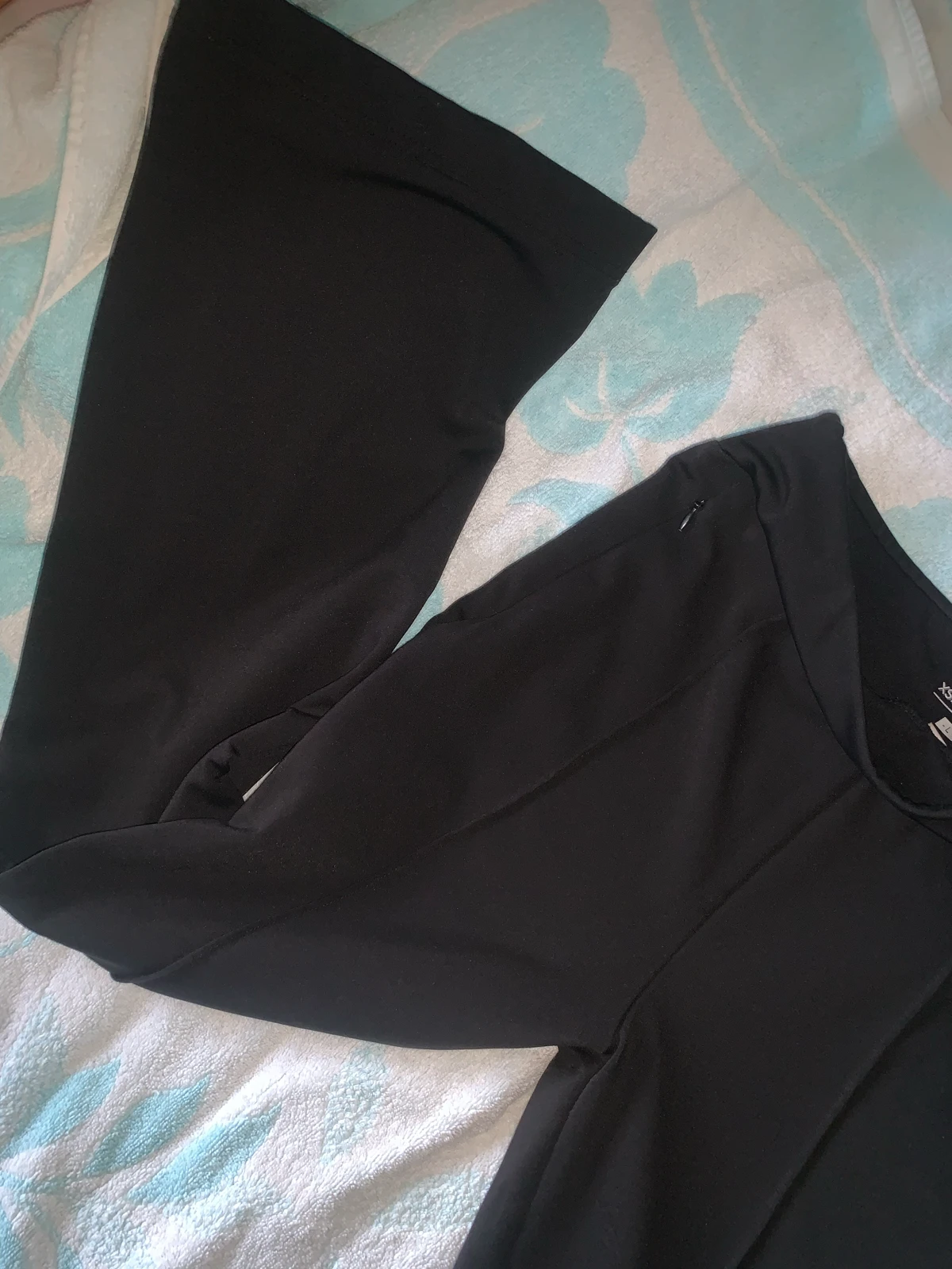 Pantalone Zvoncare