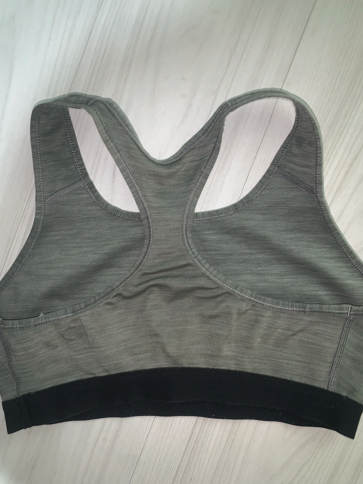 Nike top
