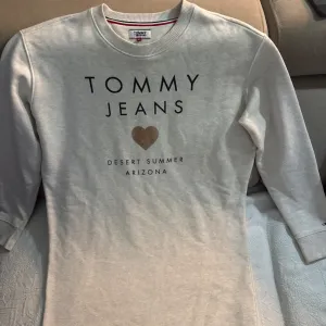 Tommy jeans haljina