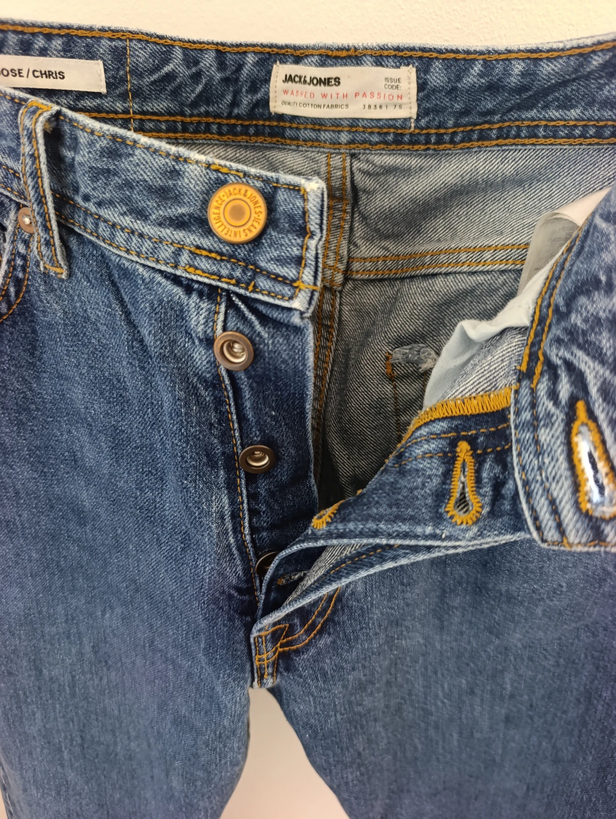 Jack&Jones zenske farmerke broj 30