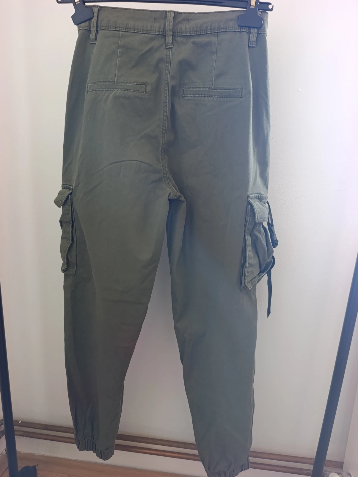 Newyorker zenske pantalone cargo