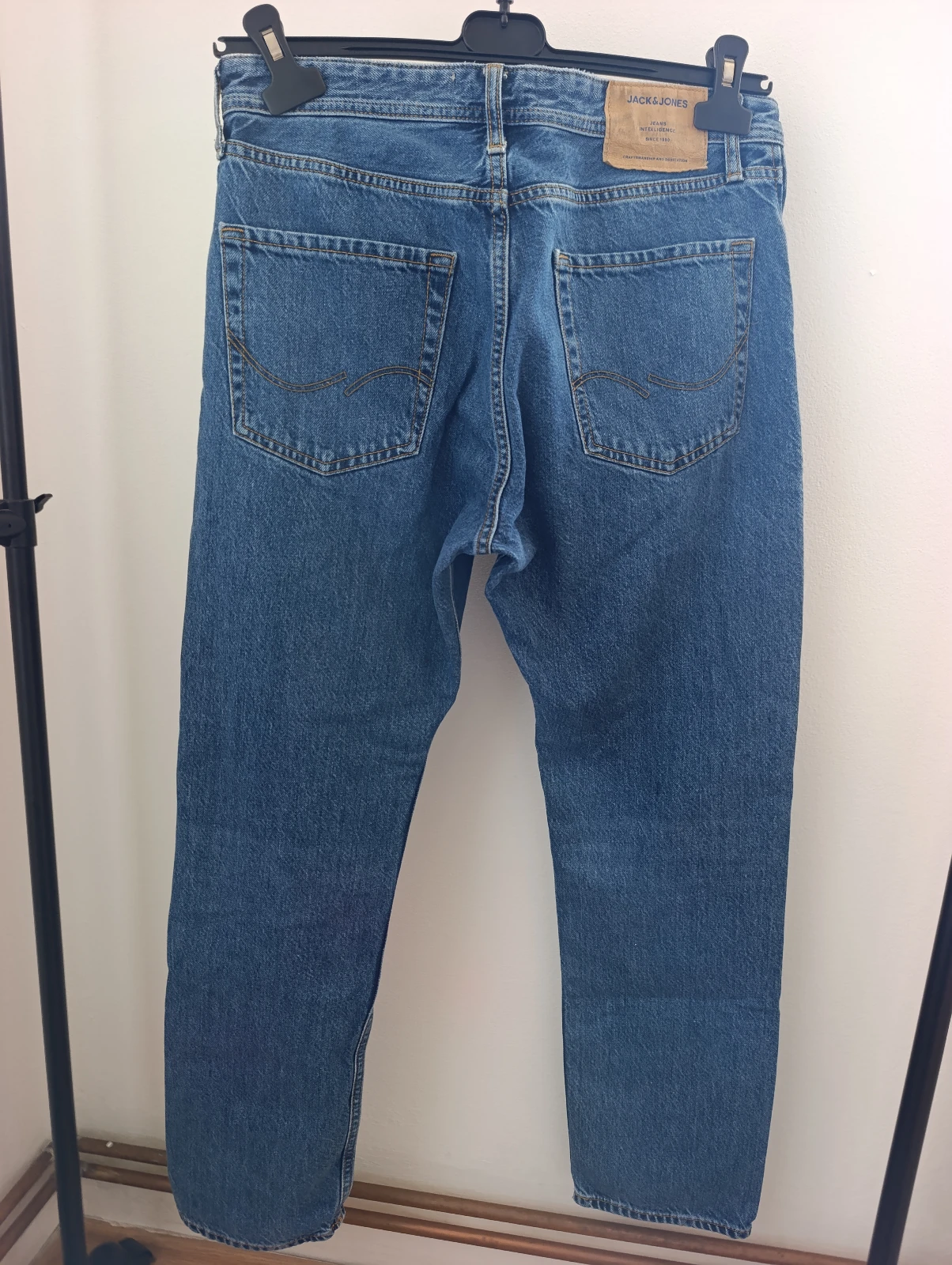 Jack&Jones zenske farmerke broj 30