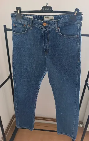 Jack&Jones zenske farmerke broj 30