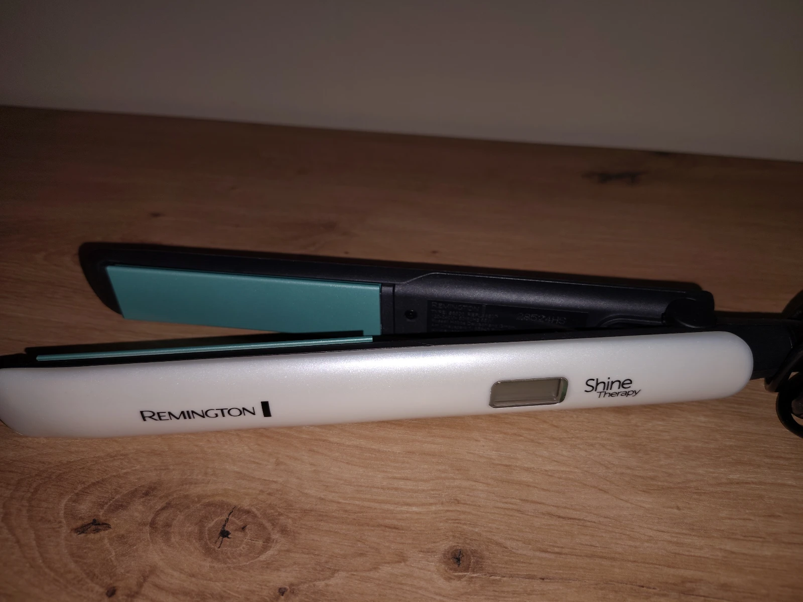 Remington pegla za kosu