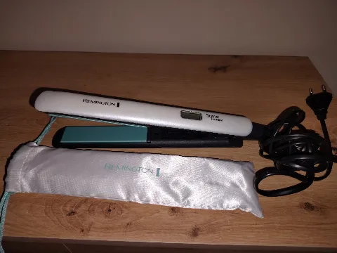 Remington pegla za kosu
