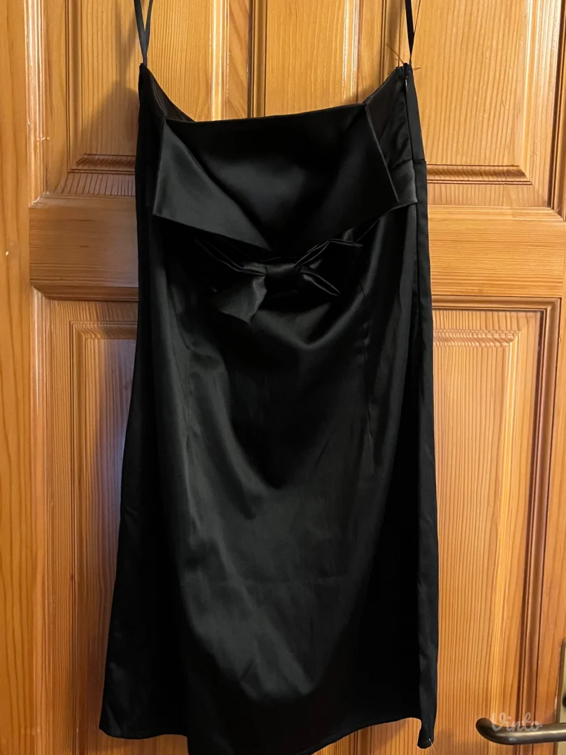 Elegantna kratka haljina