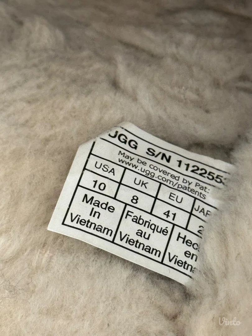 UGG Tazz original