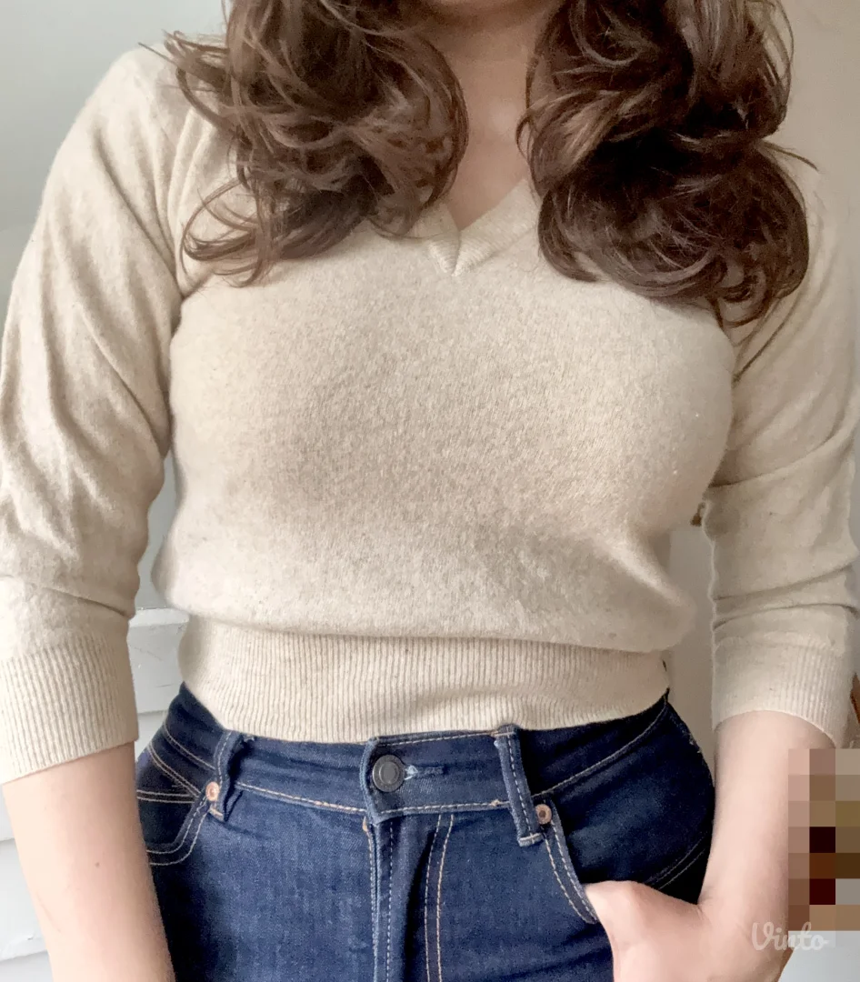 Krem vuneni džemperić
